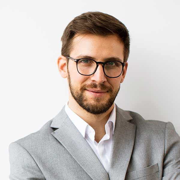 Tarık Selim